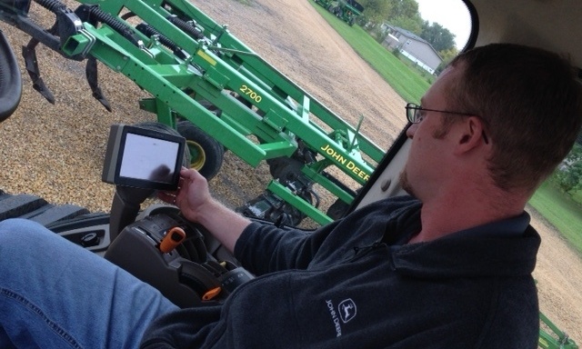 Mike Lynch uses precision technology to stay on zone with strip-till